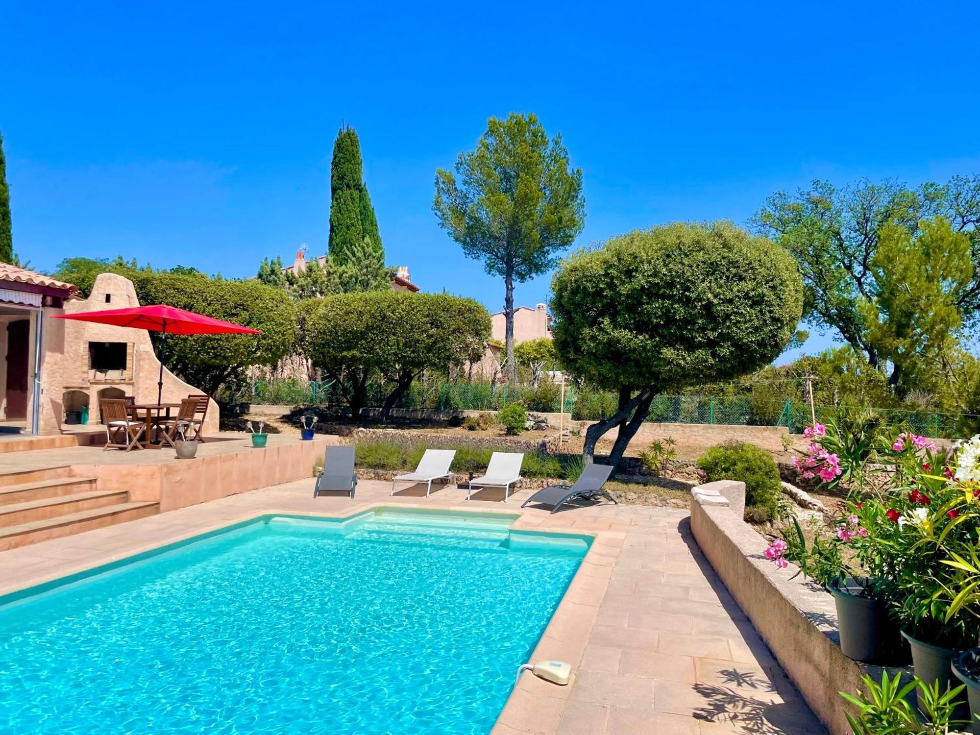 Charming French Riviera Villa // Pool, Seaview, Ac, 9Pax // Saint-Raphaël Eksteriør billede